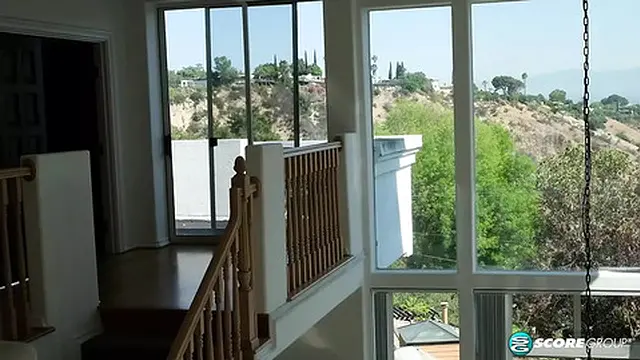 Codi and Luna′s threesome fun