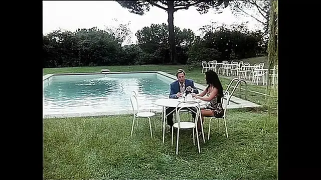 Vintage ′80s Beauty: Hot Sexual Action