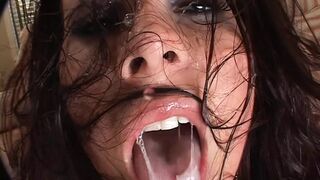 Two ripped studs ravage curvy cougar's gigantic butt🍑 after intense foreplay