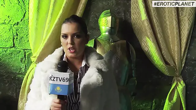 Two femmes dominate with ropes and tongues &mdash;  a third joins in