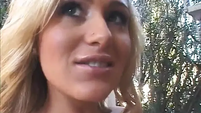 Group of Girls Enjoy Huge Cock🌭 Threesome