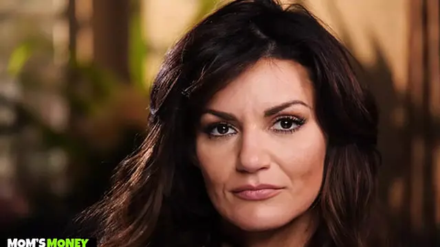 Becky Bandini seeks cash as a milf