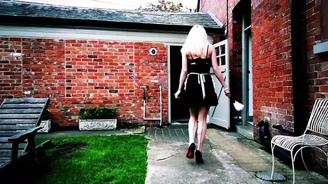 Intense Love Moments - Bold! - Rural Escape Part #1