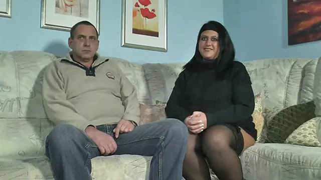 Hot Slut Gets Double Pleasure in a Wild Threesome Scene