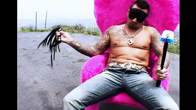 Threesome Sex Games for Samantha Roxx's Sweet Pussy