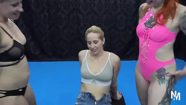 Two Hot Tattooed Chicks Pleasing One Belly Button