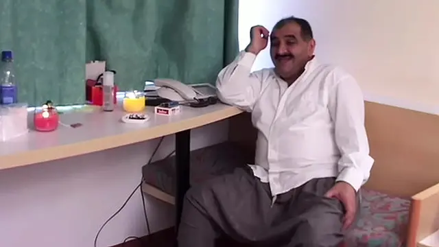 Oksan Oksar′s First Threesome with Sahin K