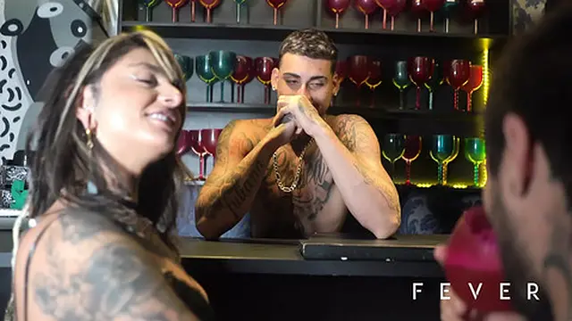 Dread Hot′s First Threesome with Two Men