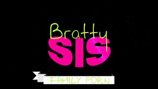 Stepsis and Her Hot Friend Give Me the First Class Treatment - S28:e6