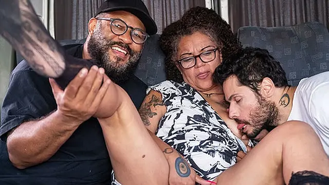 Curvy milf Threesome Fucked in a Moving Van