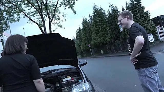 Babe gets mouthful of cumshot after sucking and fucking two cocks