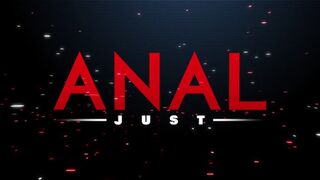 Blonde Nicole having an amateur threesome