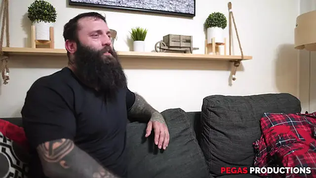 Pegas Productions - Lili Cocksinhell Enculee par 2 Gars